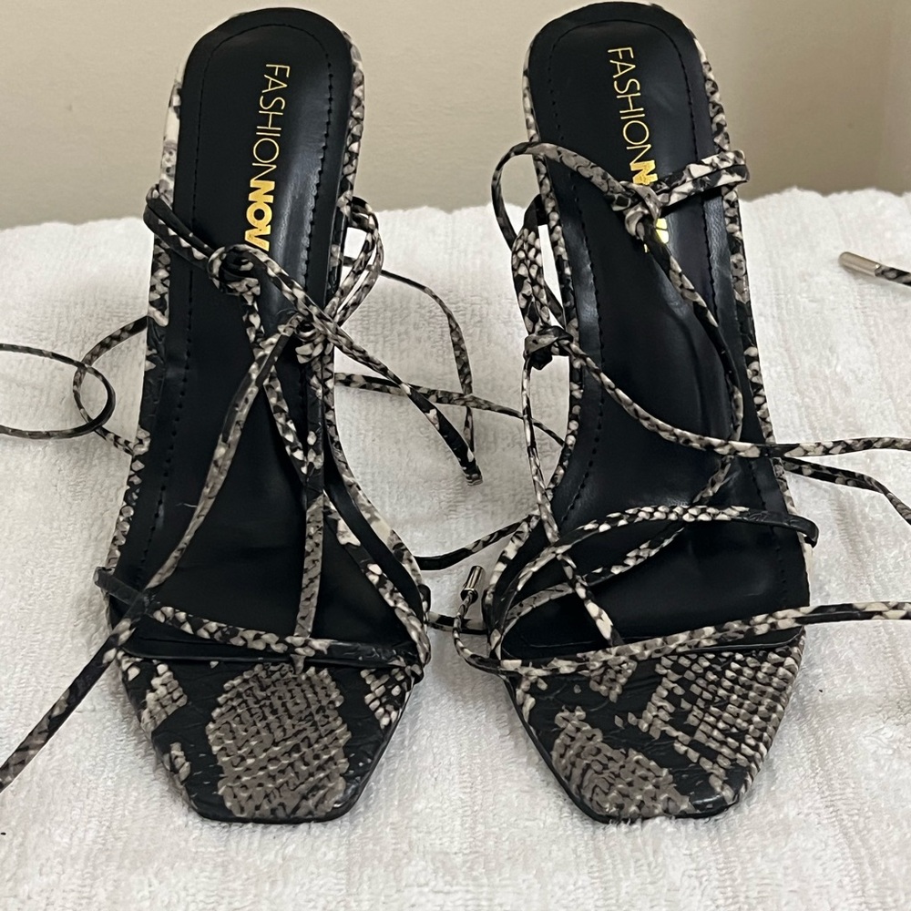 Fashion Nova Snakeskin Strappy Heels
